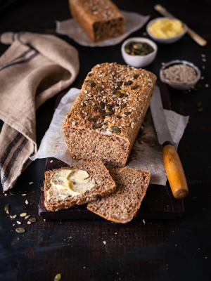 A perfect & easy whole wheat bread recipe _ Drizzle and Dip