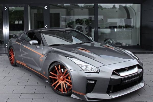 Always been a fan of deep orange parts on grey backgrounds 👌🏻