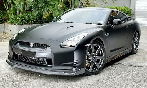 Nissan Skyline R35 GTR 3